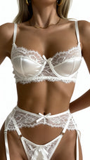 Satin Elegance - Lingerie Set